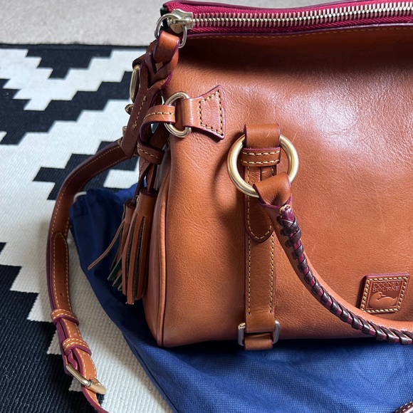 COPY - Dooney and Bourke Sorrento satchel - Picture 2 of 14